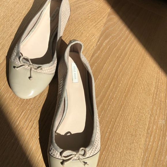 cole haan beige flats